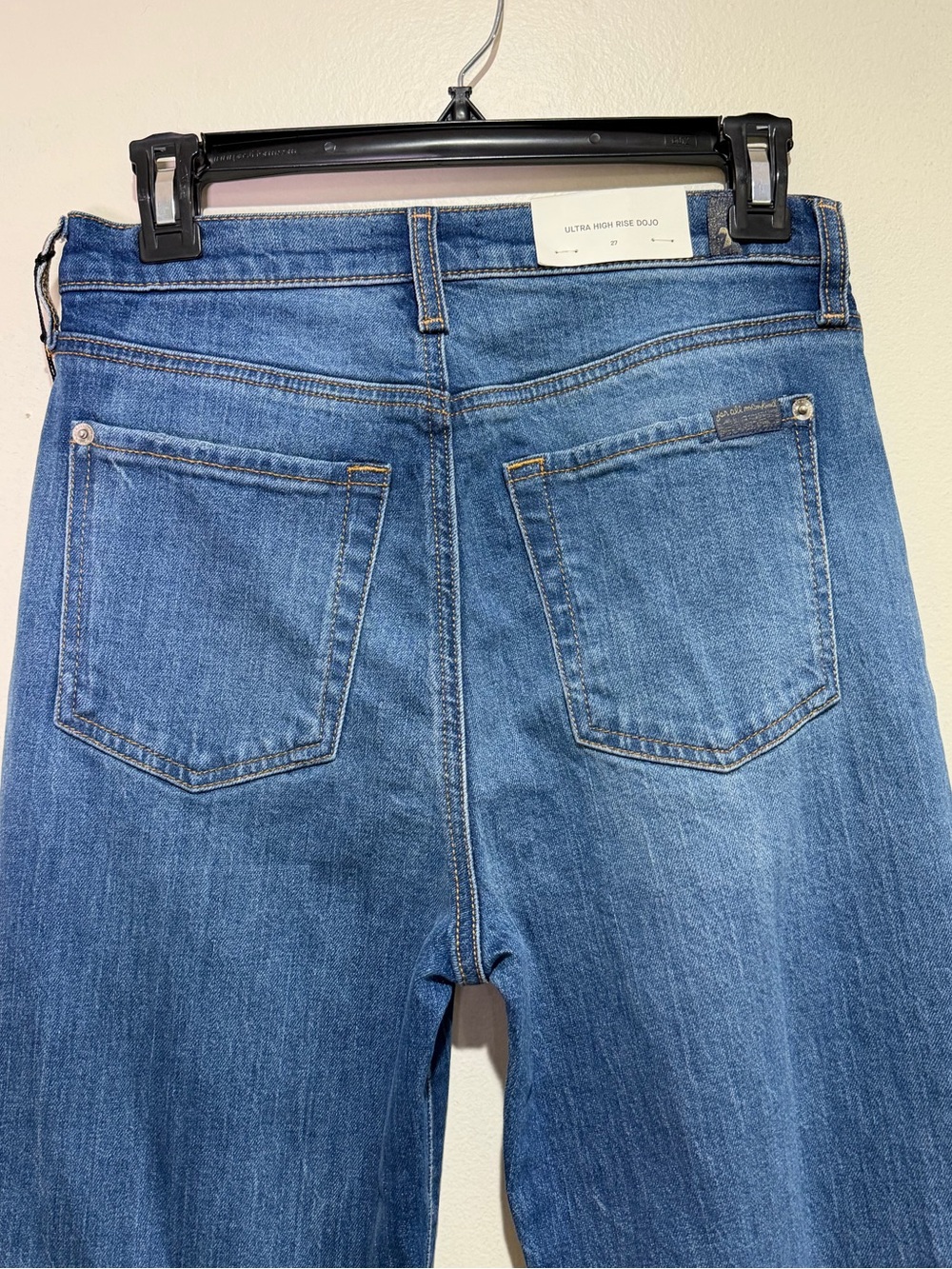 NWT 7 For All Mankind Dojo Ultra High Rise Flare Jeans Medium Wash Size 27 - Picture 7 of 13